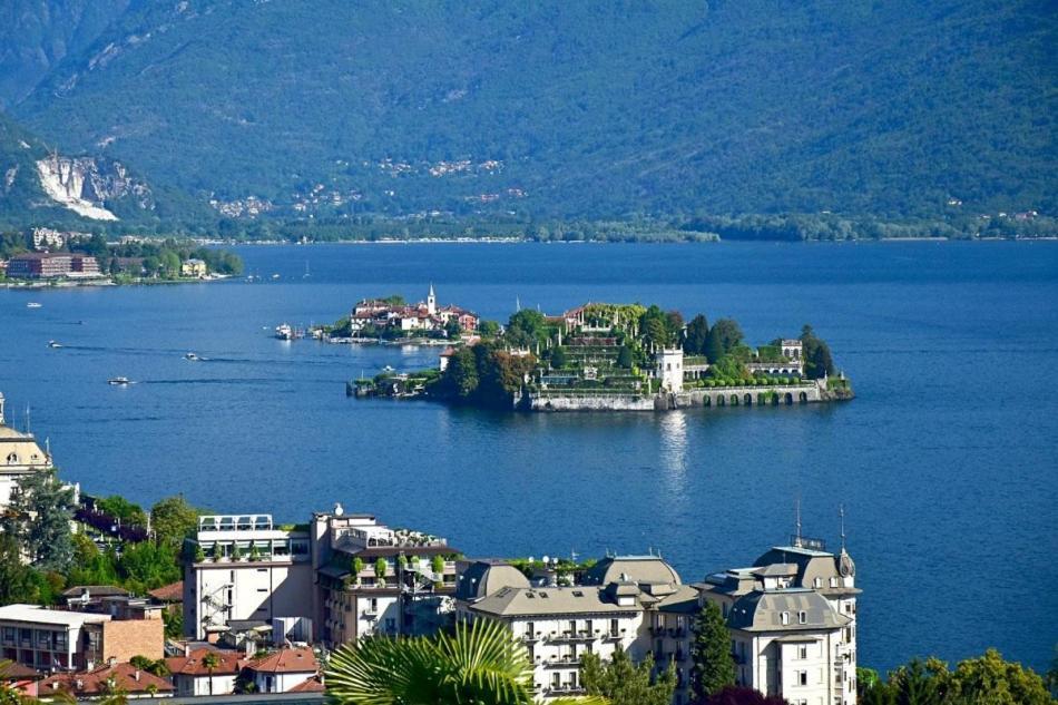 Breathtaking Lake View In The Heart Of Стреза Екстер'єр фото